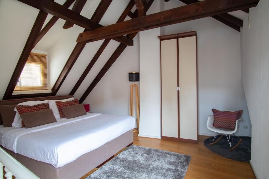 X L'or - Typical Alsacian In * Strasbourg